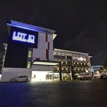 拉特10号精品酒店 古晋 外观 照片